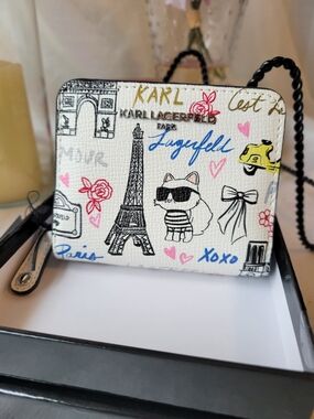 Karl Lagerfeld White Paris Graphic Wallet
